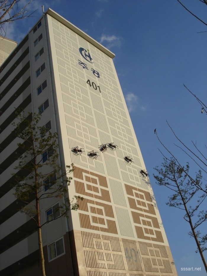 개미행열 조형물 - 아파트 벽면 재미있는 금속조형물 - 철이야기 개미행열 조형물 - 아파트 벽면 재미있는 금 속조형물