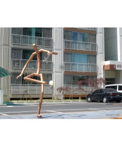 철이야기 제기차기 - 파이프 용접 해학적 금속조형물